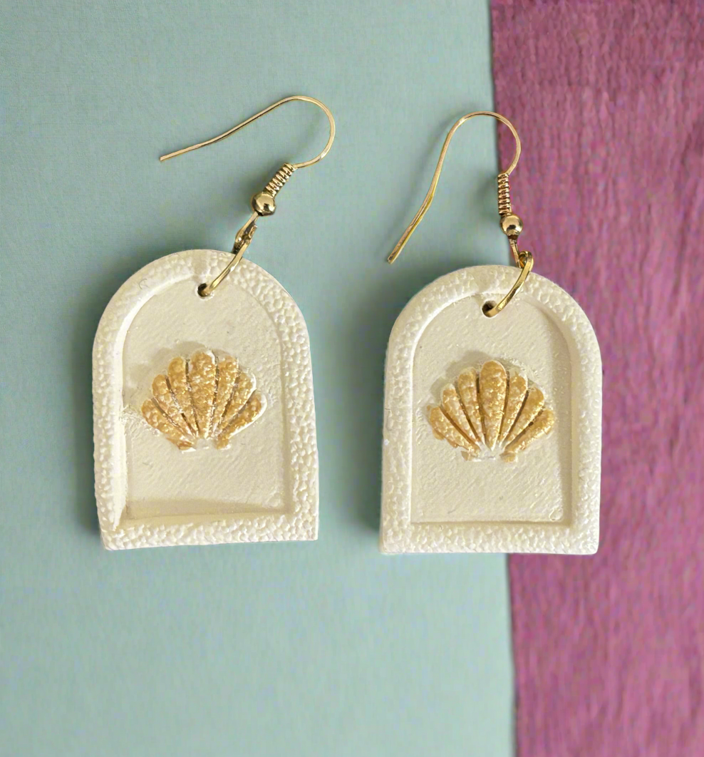 Shell Frame Earrings